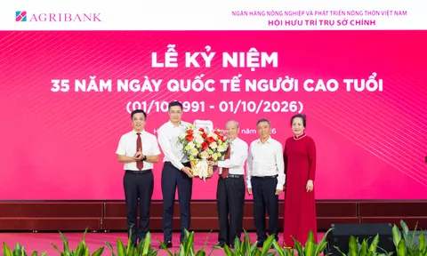 Agribank tri ân các thế hệ cán bộ nhân Ngày Quốc tế Người cao tuổi