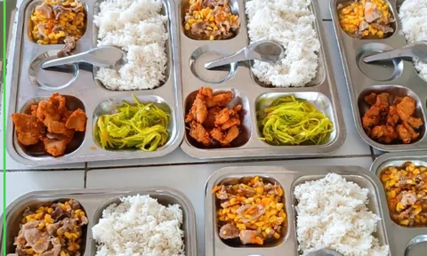 Xử lý nghiêm đơn vị cung cấp suất ăn không đạt yêu cầu