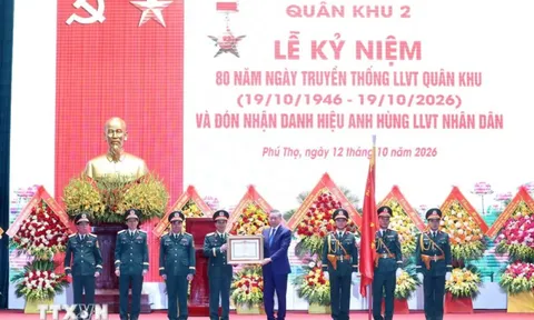 Tổng Bí thư, Chủ tịch nước Tô Lâm dự Lễ kỷ niệm 80 năm Ngày truyền thống Lực lượng vũ trang Quân khu 2